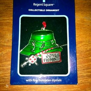 Fisher ornament the best quality!